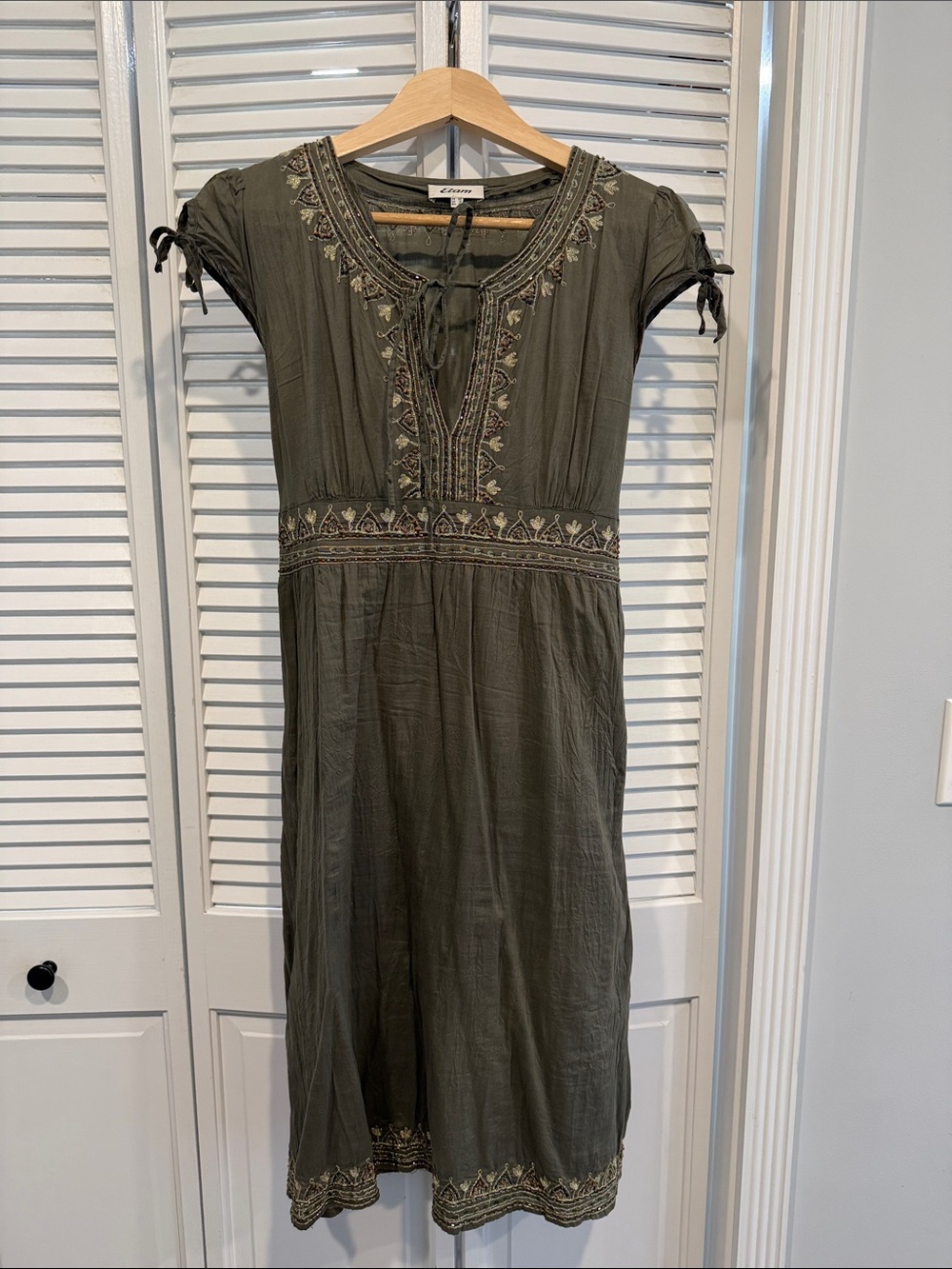 Etam Embroidered Crinkle Olive Dress with Tie Sleeves